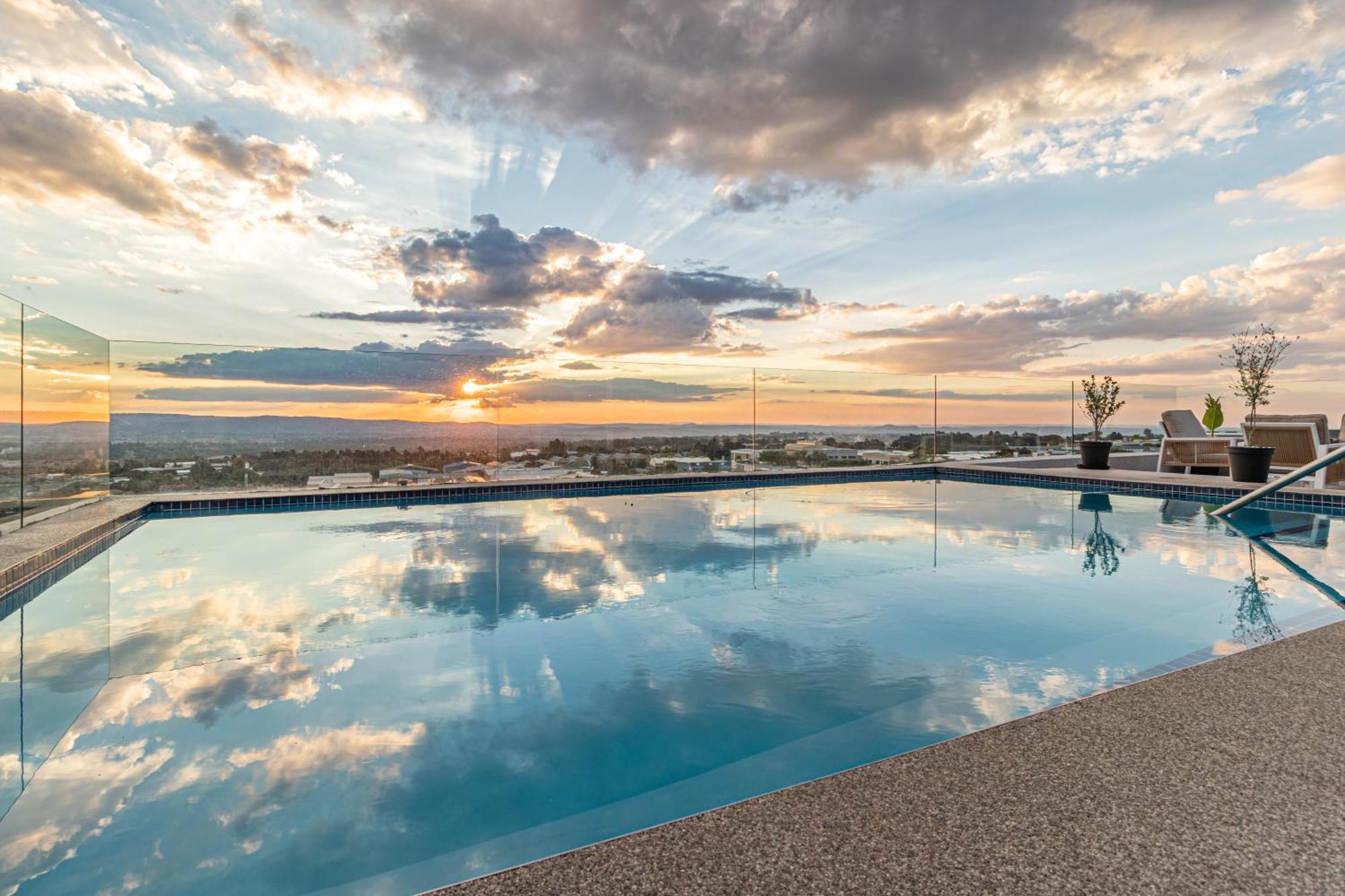 Blueberry Hill Hotel ロードポート エクステリア 写真